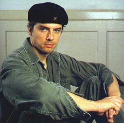 John as Che